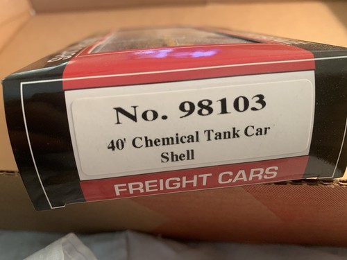 MODEL POWER HO Scale 40' Chemical Tank Car - SHELL - #98103 - 第 4/5 張圖片