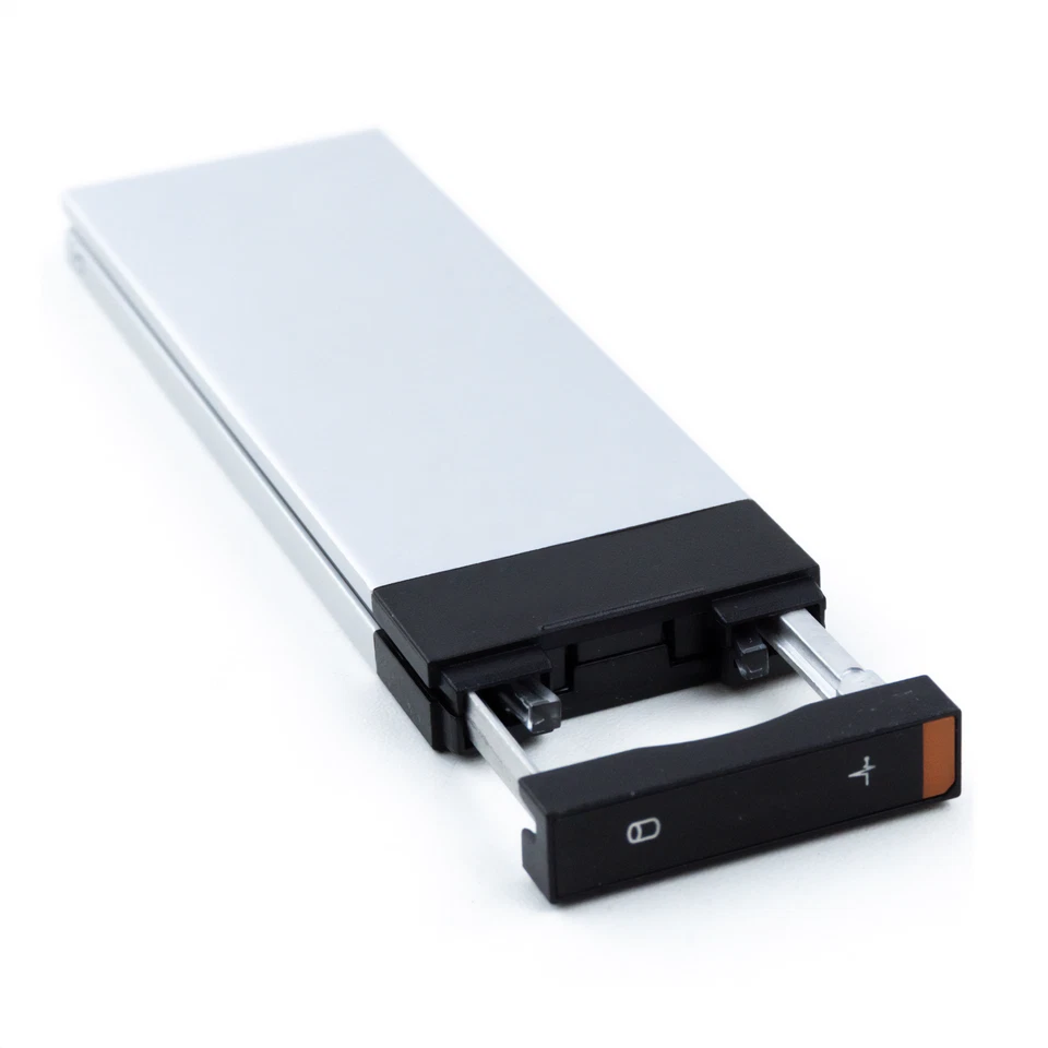 Bandeja módulo bahía flexible Dell Precision T5820 T7820 T7920 M.2 NVMe SAS Foto 2 de 2