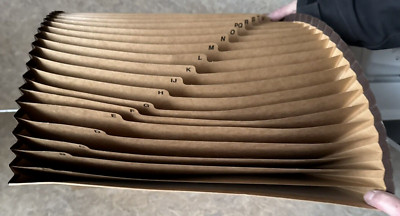 A-Z Indexed Expanding File; 21 Pockets Brown; used but good flap & band have 15