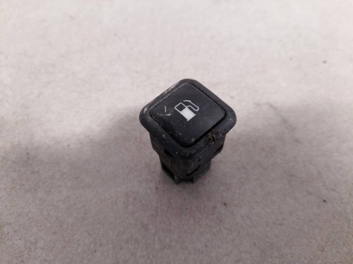 Volkswagen Passat 2000 Fuel Cap Switch (Gas Fuel Door Switch Butto #1750090-24