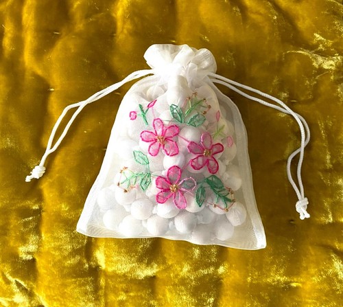Off White Seide Perlen Halskette, Kette für Damen, Handarbeit, verstellbar - Bild 5 von 5