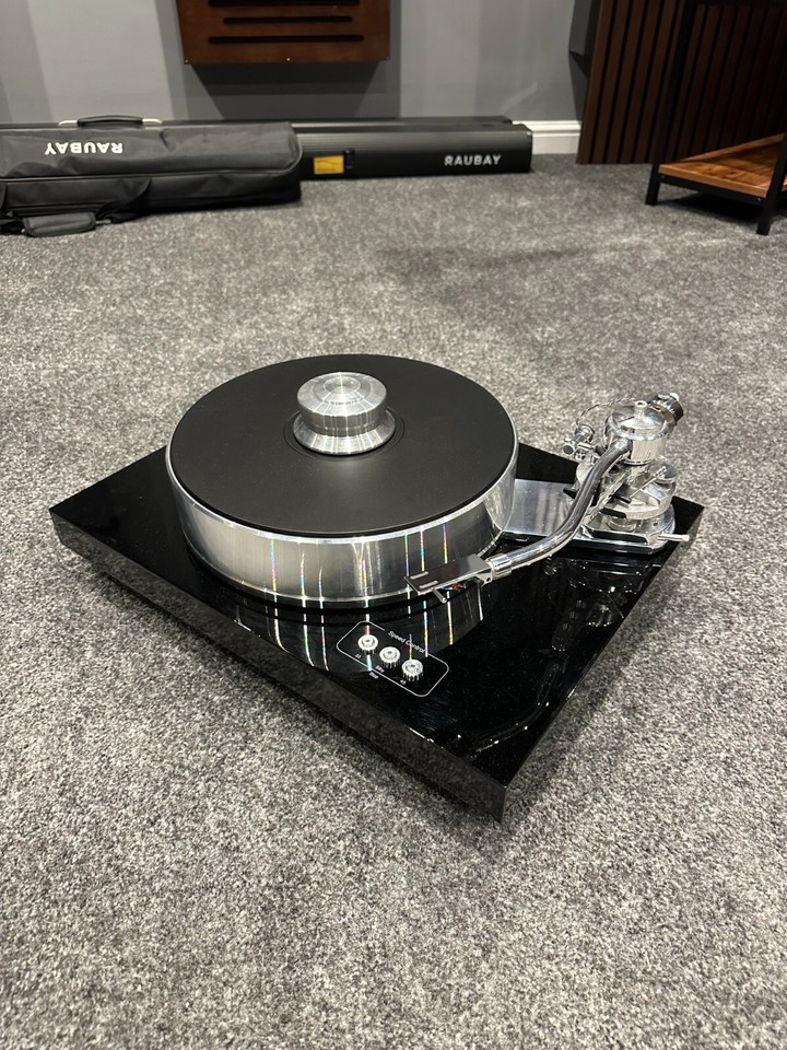 Pro Ject Signature 10 turntable + Cover (no cartridge included) eBay