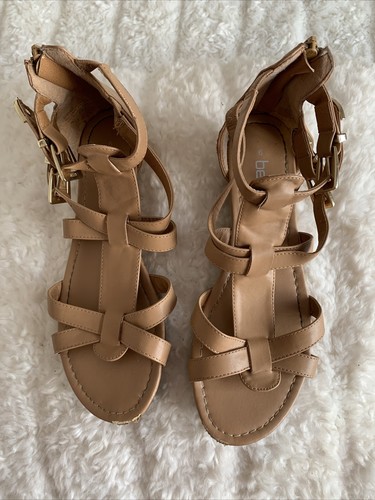 Betts Ladies Sandals Brown with Gold Buckles Size 6. Buy 5+ Items FREE  Postage | eBay