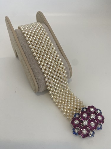 18KW Micro pearl Bracelet with a Ruby, Sapphire & Diamond Brooch Clasp - Picture 6 of 10