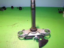 YAMAHA TMAX 500 2008 > 2012 PIASTRA FORCELLA INFERIORE