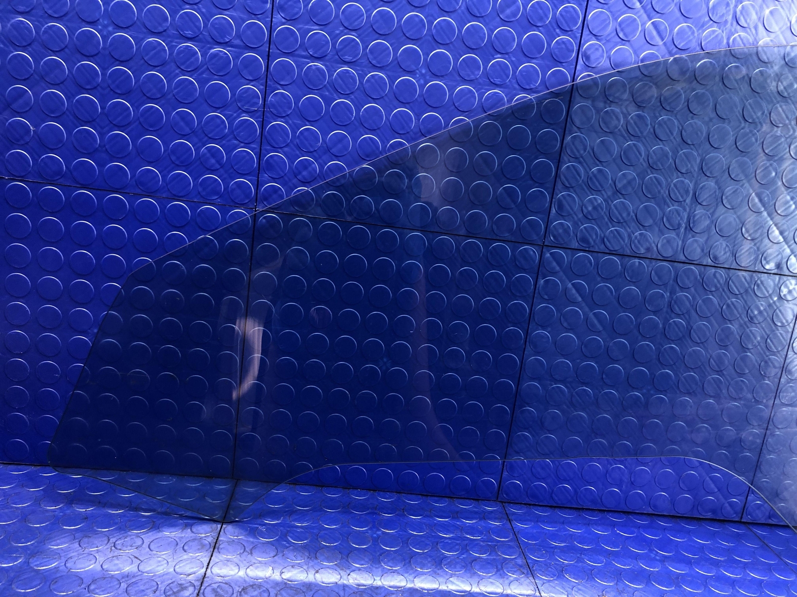 2008-2019 MASERATI GRANTURISMO FRONT RIGHT DOOR WINDOW GLASS OEM