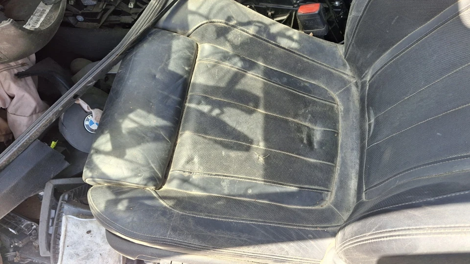 OEM 2015-2019 BMW X5M F85 X6M F86 Front Seats SET LOCAL PICKUP ONLY - Image 2 of 4