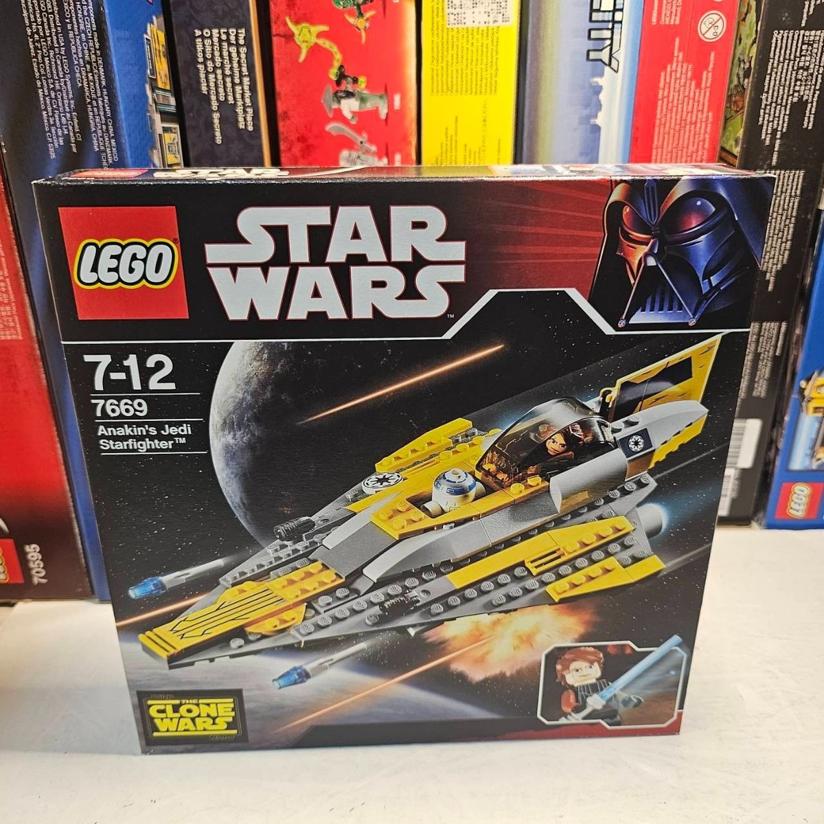 LEGO Star Wars: Anakin's Jedi Starfighter (7669) for sale online