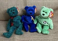 Lot Of 3 Ty Beanie Babies Bears Wallace, Clubby & Kicks New