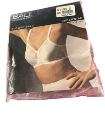 Vintage 1980s BALI Underwire FLOWER BRA White 36C Full Support Style 180 NEW