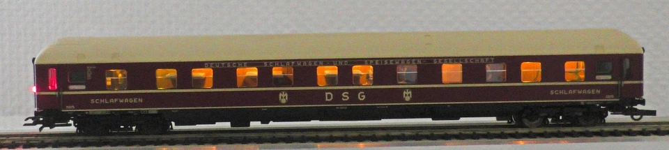 Roco H0 Schnellzug-Schlafwagen 45069 OVP Preiser-Figuren LED Innenbeleuchtung