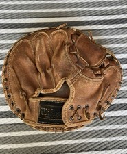 Vintage Wilson A2562 Jeff Torborg Catchers Mitt Made In USA