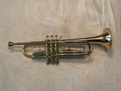 Jupiter JTR-606MR Student Trumpet With Gold 3C Mouthpiece