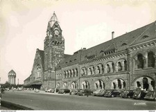 Postcard - automobiles - passenger cars - Metz - the train station - tooth card