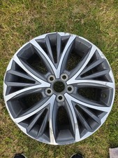 TOYOTA YARIS HYBRID 17" ALLOY WHEEL GREY DIAMOND CUT PW4570D005 GENUINE X1