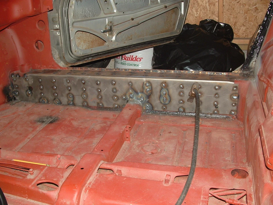 Kit de refuerzo de chasis largo interior Porsche 914 914-6 Foto 4 de 4