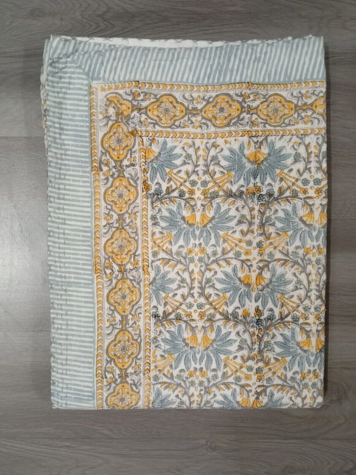 Indian King Size Hand Block print kantha Handmade Quilt Bedspread Blanket - Image 3 of 4