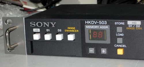 Controlador de video didital Sony HKDV-503 montado en rack - Imagen 2 de 4
