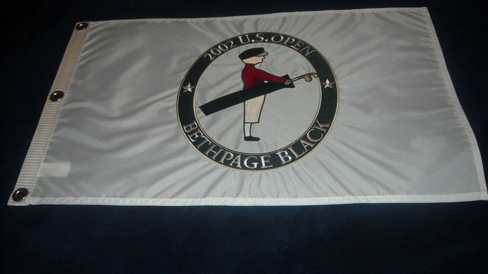 2002 US OPEN BETHPAGE BLACK  FLAG-TIGER WOODS WINS BY THREE STROKES-FROM USGA - Image 4 of 4