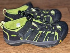 KEEN Newport H2 Youth Big Kid Size 4 Black Lime Green Waterproof Sandals 1009965