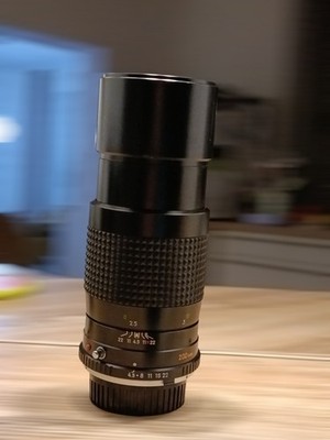 Minolta MD 200mm F4. 5