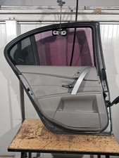 Porte arrière et accessoires BMW 2002