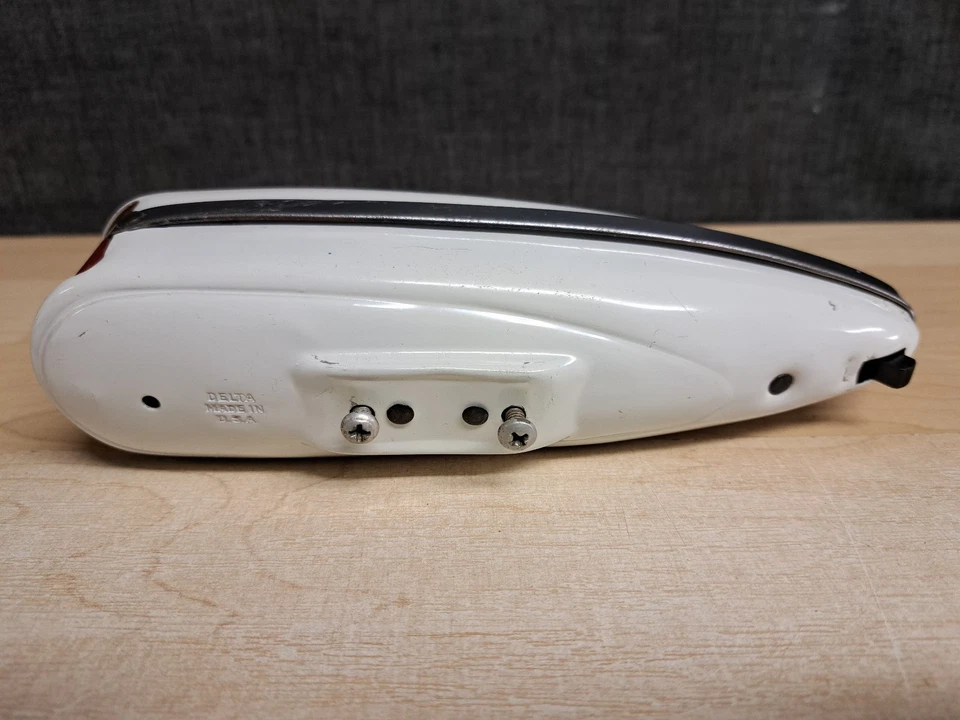 Faro Delta Alien vintage, bicicleta, blanco, rojo, verde Foto 4 de 4