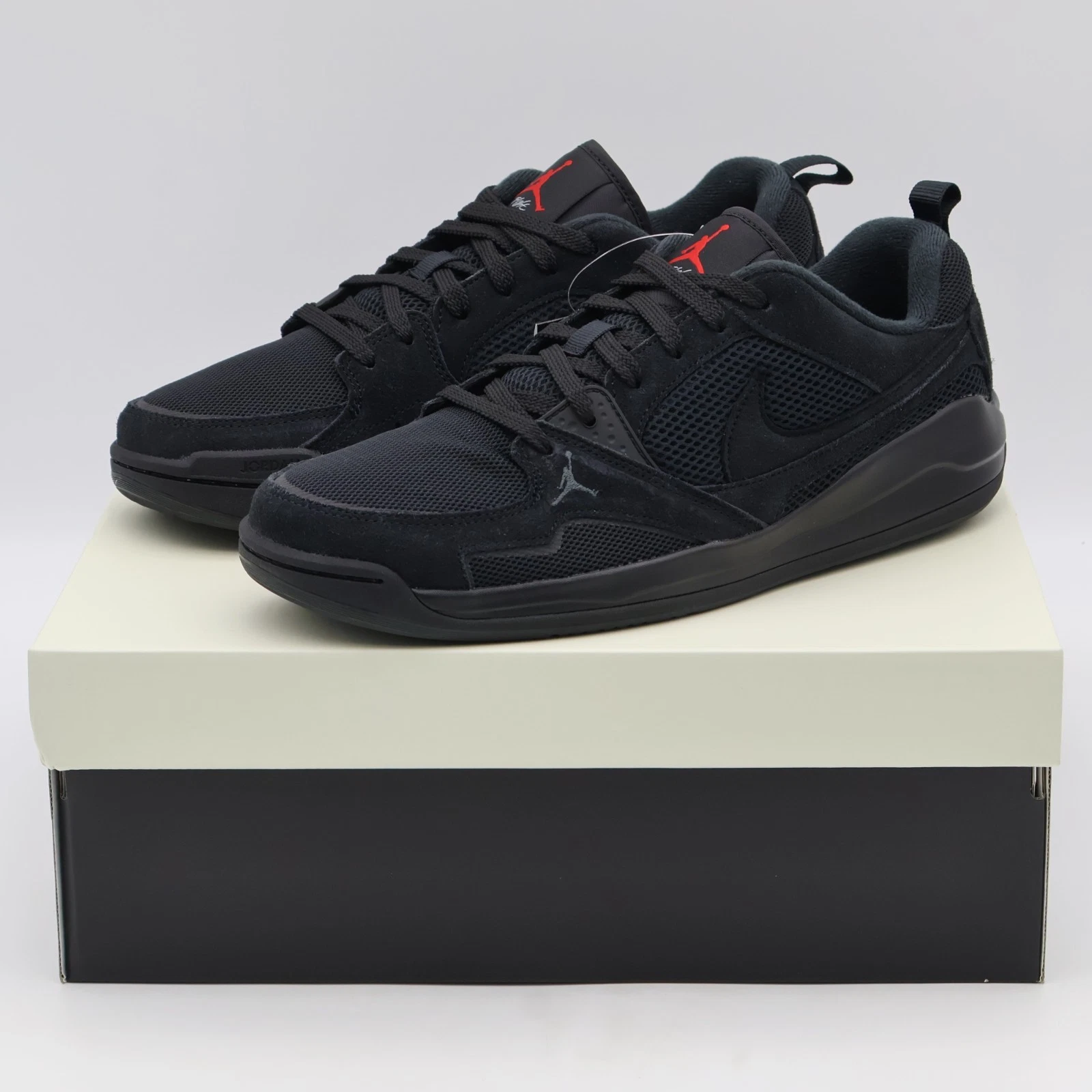 HJ6777-060 Nike Jordan CMFT Era Black Gym Red Anthracite (Men's)
Opens in a new window or tab