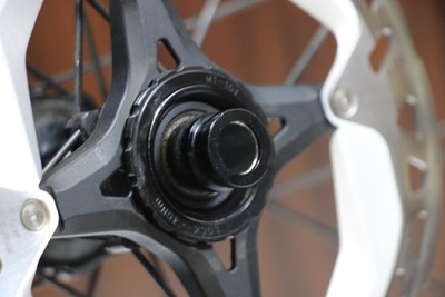 Fulcrum Airbeat 400 DB XDR Clincher Tubeless Carbon Wheelset SRAM