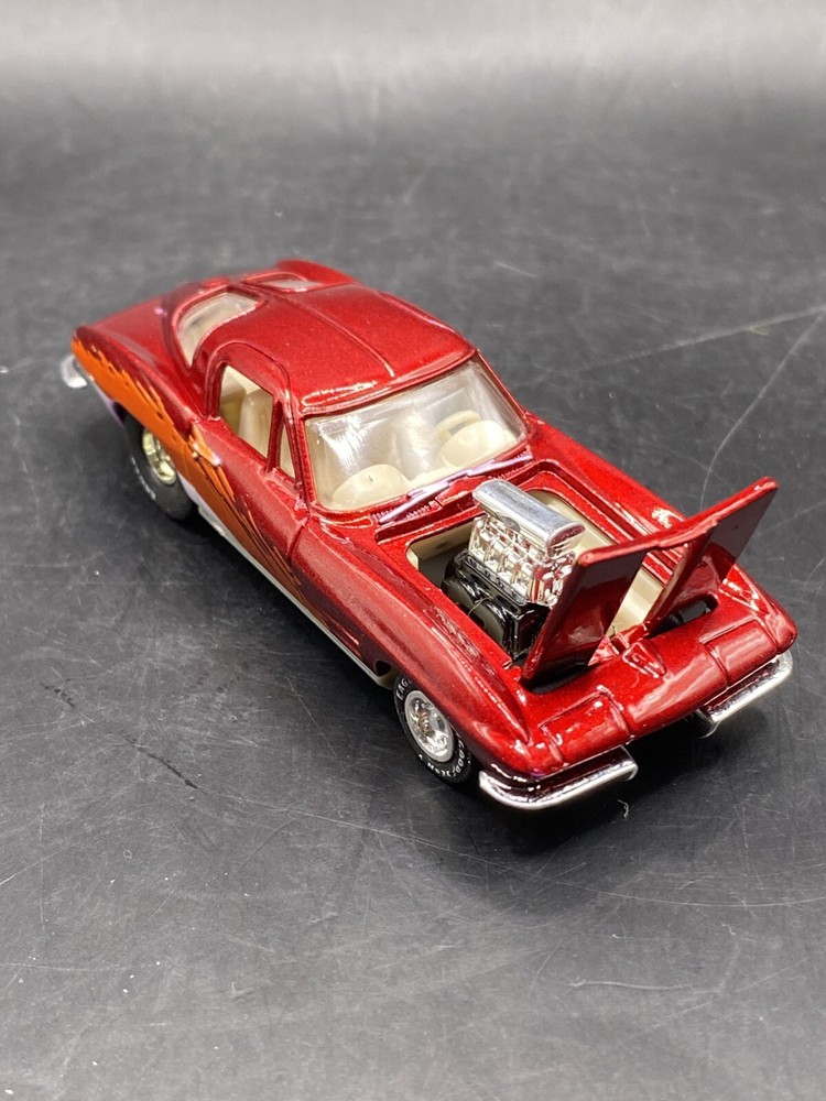 Racing Champions ‘63 Chevy Corvette Scooped Real Riders Collectible Toy Car