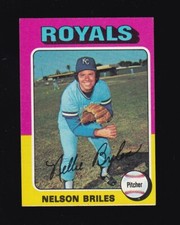 1975 Topps Nelson Briles #495 Kansas City Royals