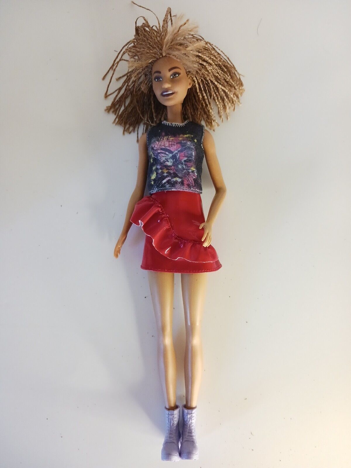Barbie Fashionistas Doll - Brunette With Braided Hair and Skirt 