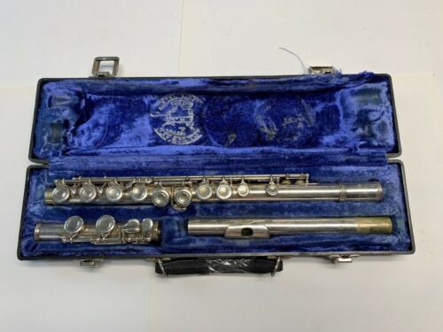 Vintage WT Armstrong #104 Student Flute + Carrying Case Marching