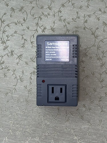 SAMSONITE 60 WATT STEP DOWN TRANSFORMER MODEL 3983 GRAY W/ FUSE PROTECTION - Picture 3 of 16
