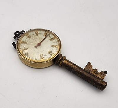 Vintage Made in France Key Shaped Desk Thermometer Gold Tone Works Damaged Glass