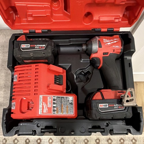 Hex Impact Driver Kit in Packout Toolbox Case Milwaukee 2853-20 M18 1/4"