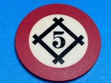 $5————-ANTIQUE STICK BOX  CREST & SEAL CASINO CHIP—————Z—3314
