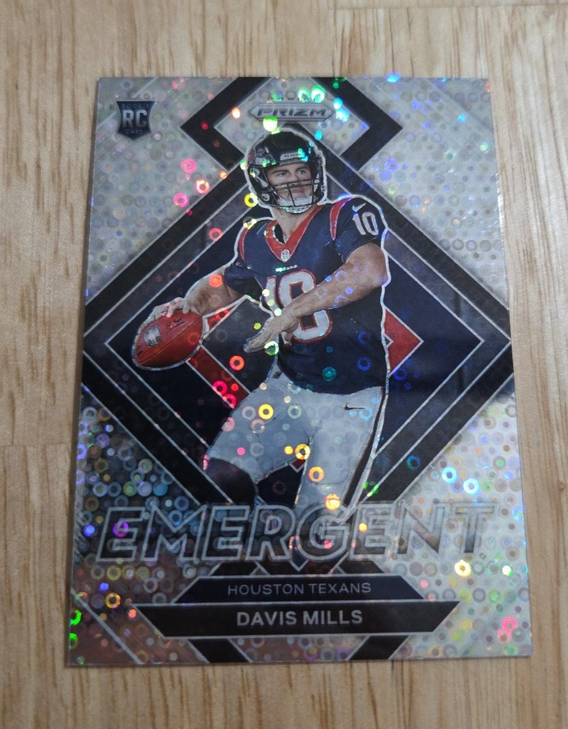 2021 Prizm DAVIS MILLS Emergent Silver Disco Prizm #E-18 No Huddle Rookie