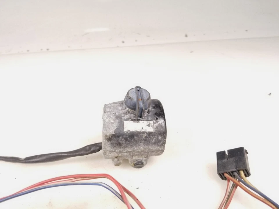 Yamaha XS1100 1978 78 Eleven interruptor de parada de arranque de control derecho envío gratuito Foto 3 de 4