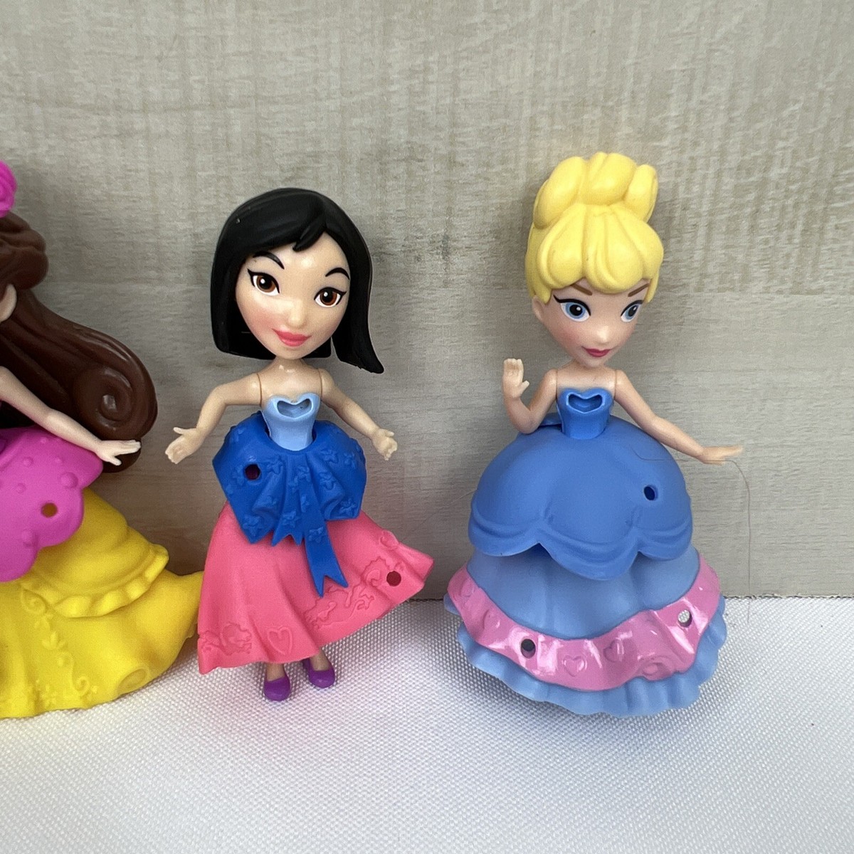 Lot of Disney Princess Little Kingdom Snap-In Mini Doll