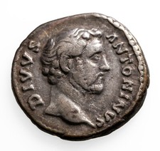 138-161 AD Antoninus Pius AR Denar M&uuml;nze in VF, 18mm, 3,2gr, S-5194