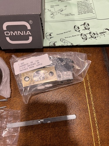 NIB Omnia Door Privacy Latch Set Knob 059/00BF PR4 SB Oil Rubbed Bronze 2-3/8 BS - Picture 5 of 12