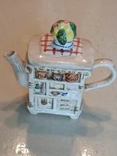 Vintage BAKERY shaped Teapot