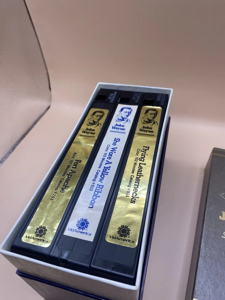 Vintage 1987 Vid America John Wayne Collector's Edition VHS 3 Movie Set - Image 3 of 4