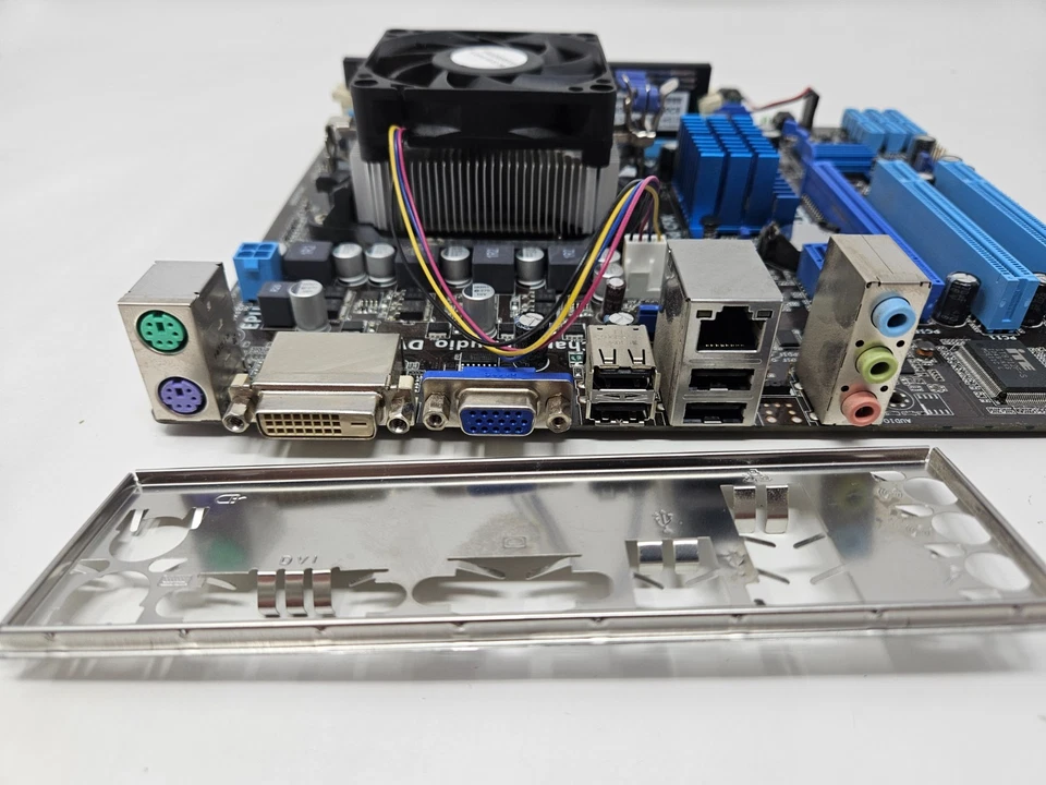 Asus M4A78LT-M LE w/ AMD Athlon II X2 255 3.1GHz, 4GB Memory - Image 2 of 4