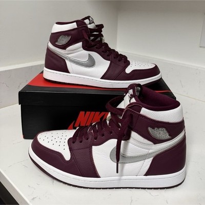 Jordan Air Jordan 1 Retro High OG Bordeaux High Top Sneaker 555088-611 2021