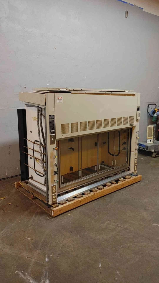 6' Hamilton SafeAire Chemical Ducted Fume Hood & Bench (104258)(104258) - Image 4 of 4