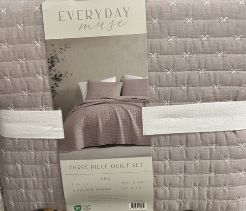 Everyday Muse 3 Piece Mauve King Quilt Set