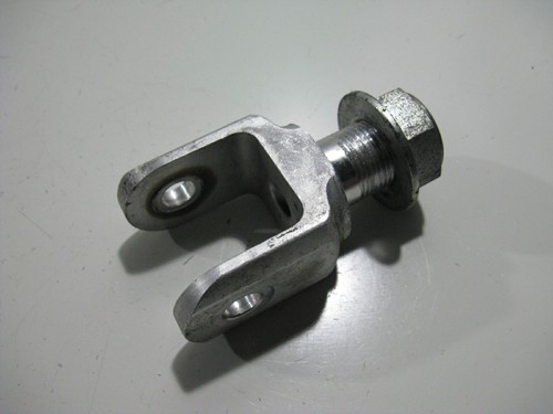 Suzuki GSX-R 600, WVB2 K4 K5, 04-05 Halter für Federbein oben Dämpfer Holder Abs
