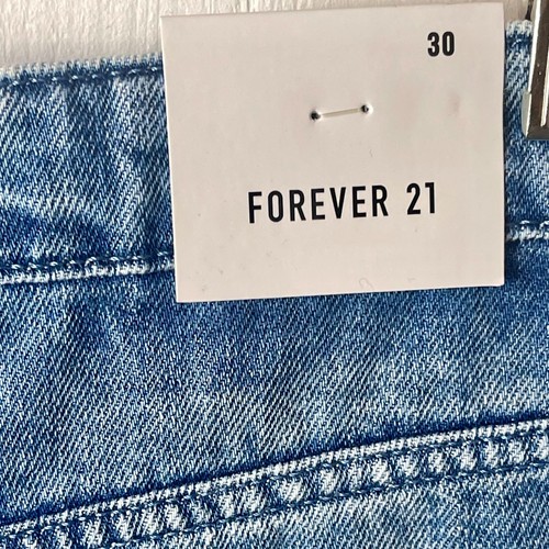Forever 21 Skirt Womens Medium Wash Raw Hem Distressed Denim Hi Low Size 30 NWT - Picture 4 of 10